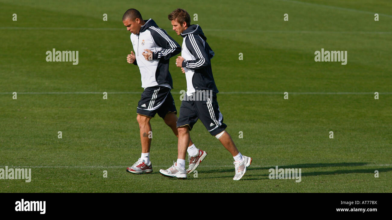 Real Madrid S Players Ronaldo And David Beckham During A Team S Training Session In Valdebebas Stock Photo Alamy