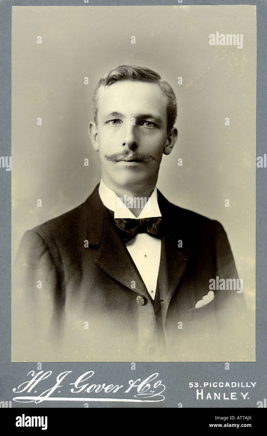 San Francisco California City Photo Photo Gifts 1890s Vintage Photo Original Antique Photo Vintage Gentleman Portrait Cabinet Card San Francisco California City Photo Photo Gifts 1890s Vintage Photo Original Antique Photo Vintage Gentleman Portrait Cabinet Card