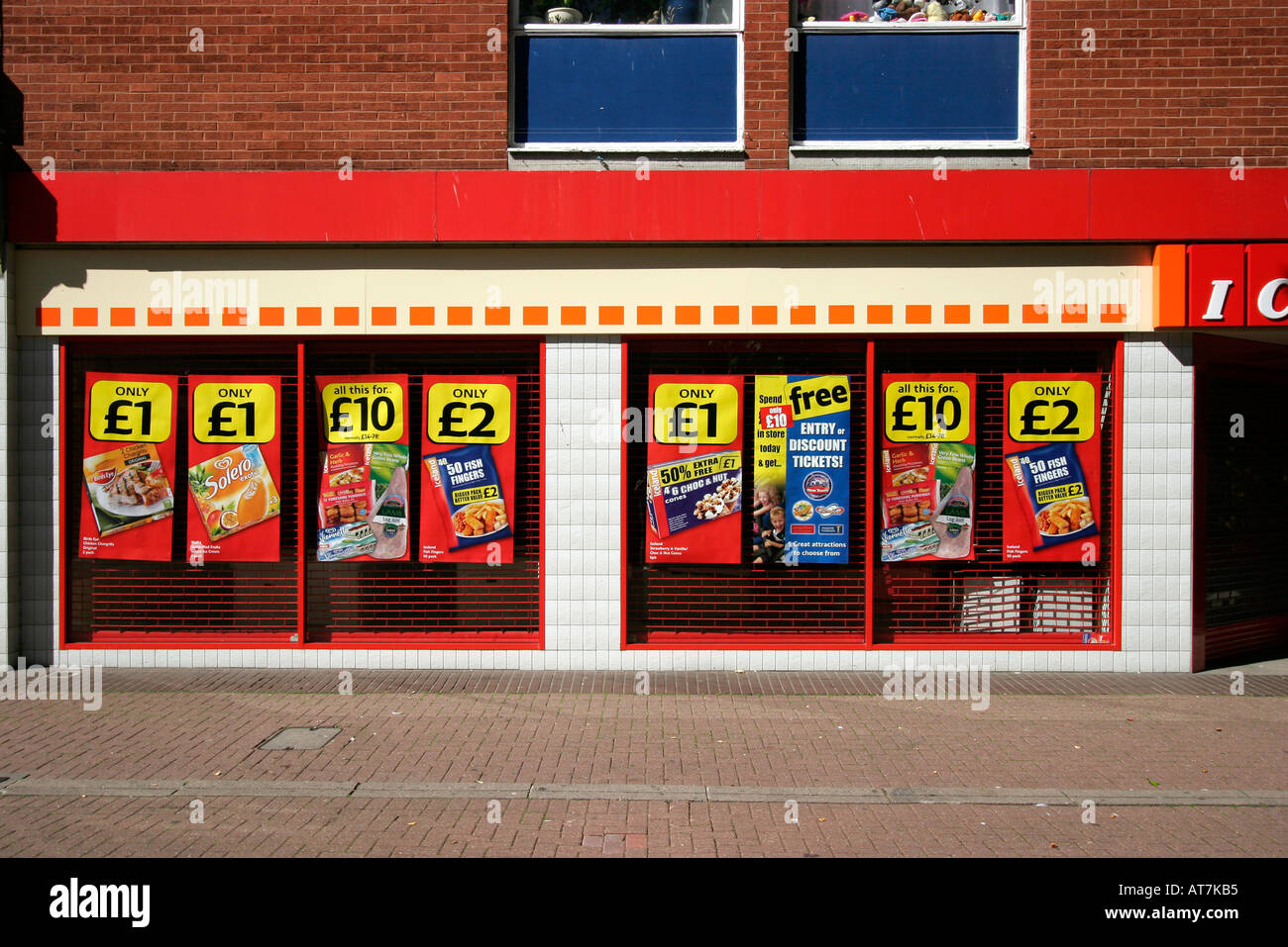 Shop fronts in Taunton Somerset Stock Photo