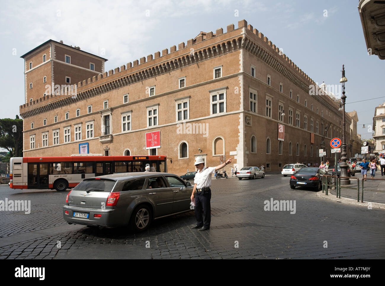 Palazzo Venezia, Rome Stock Photo Alamy