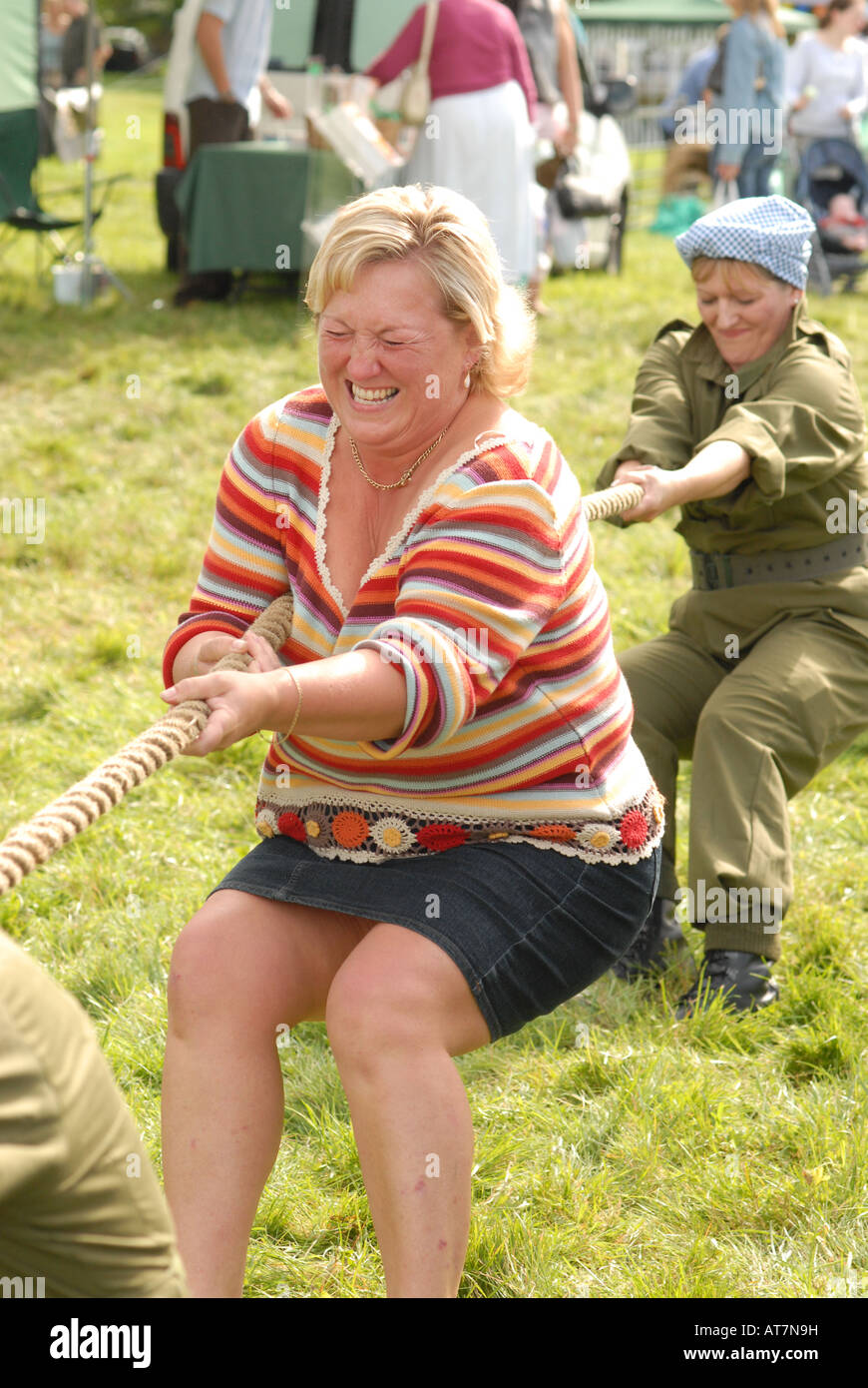 Ladies tug of war hi-res stock photography and images - Alamy