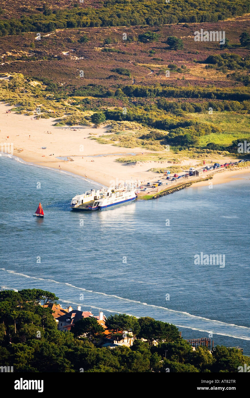 Sandbanks to shell beach chain ferry poole hires stock photography and images Alamy