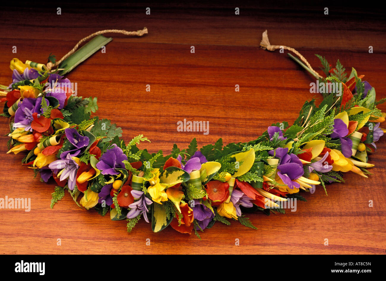 lei headpiece