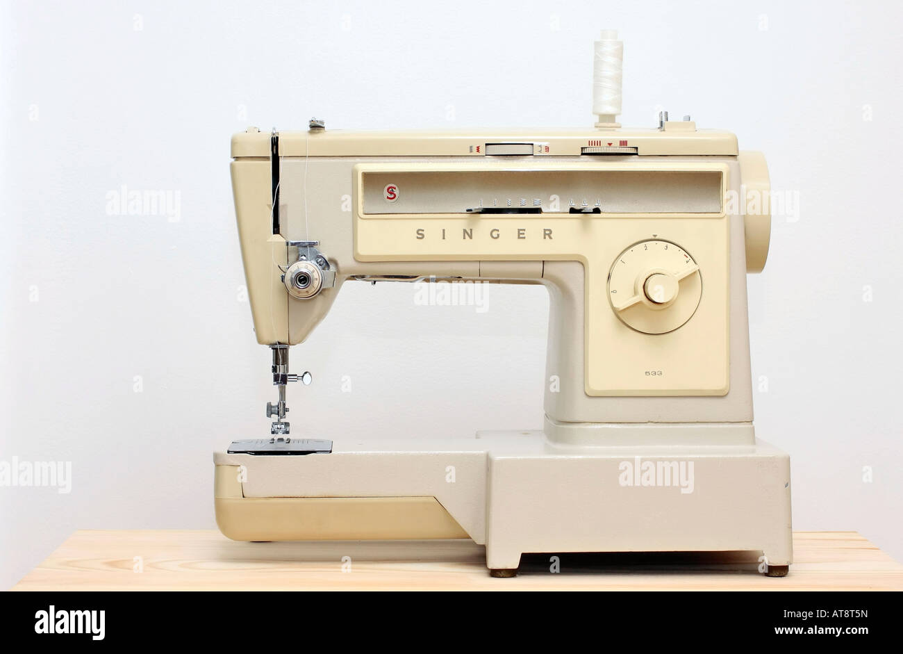 Vintage Singer Stylist 533 sewing machine Stock Photo