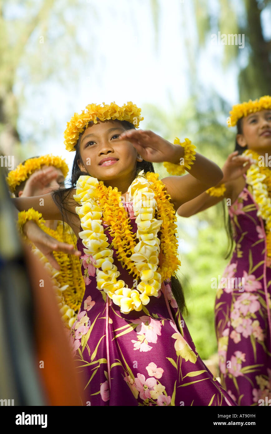 Hawaii dancers hula girls hires stock photography and images Alamy