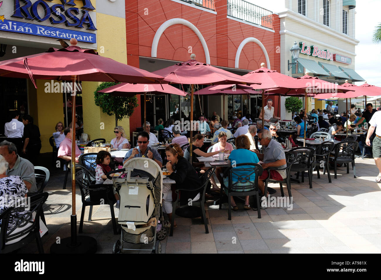 Miromar Outlets shopping Mall Naples Florida outside shopping district