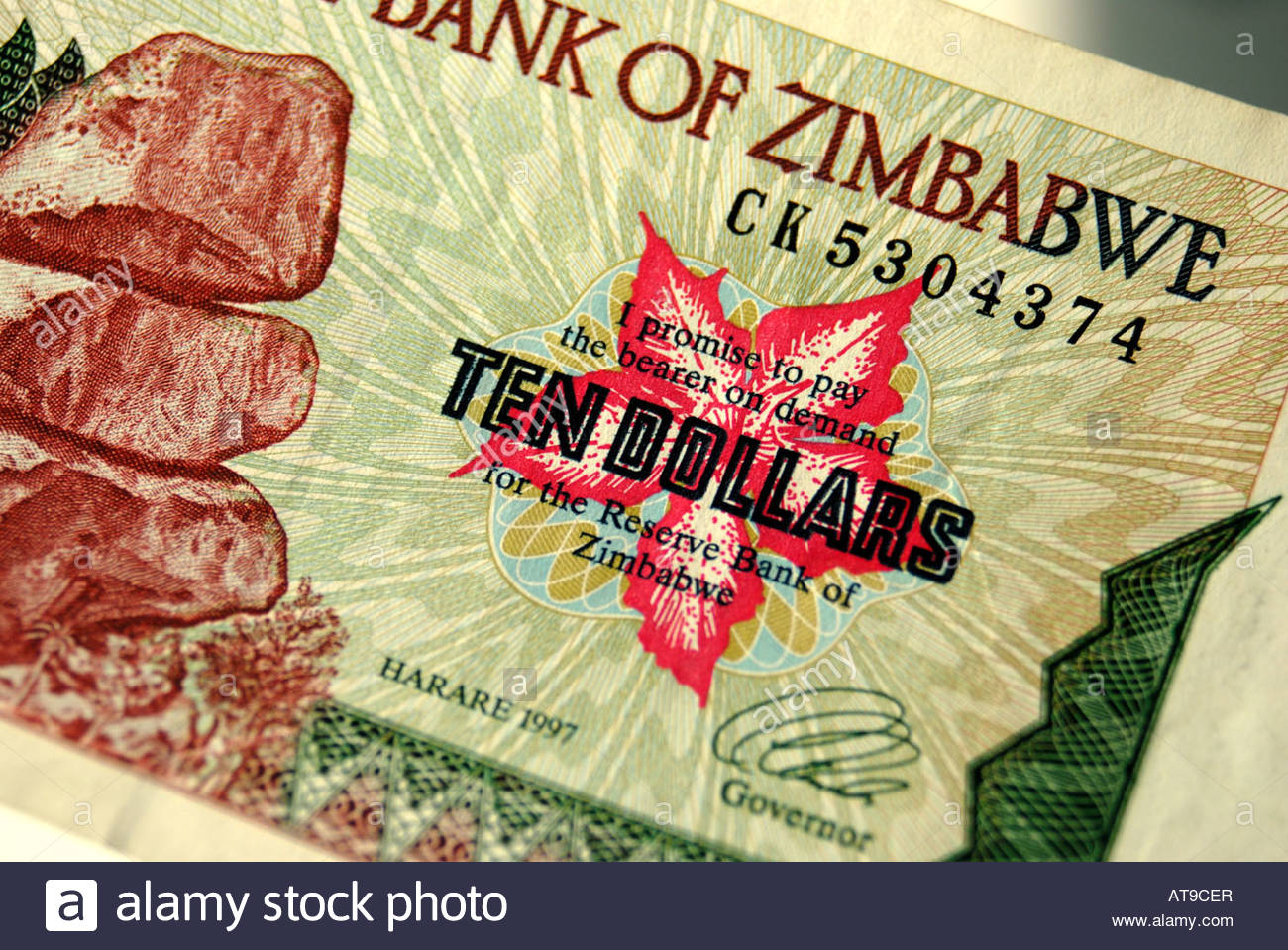 Zimbabwe Dollar Stock Photos & Zimbabwe Dollar Stock Images Alamy