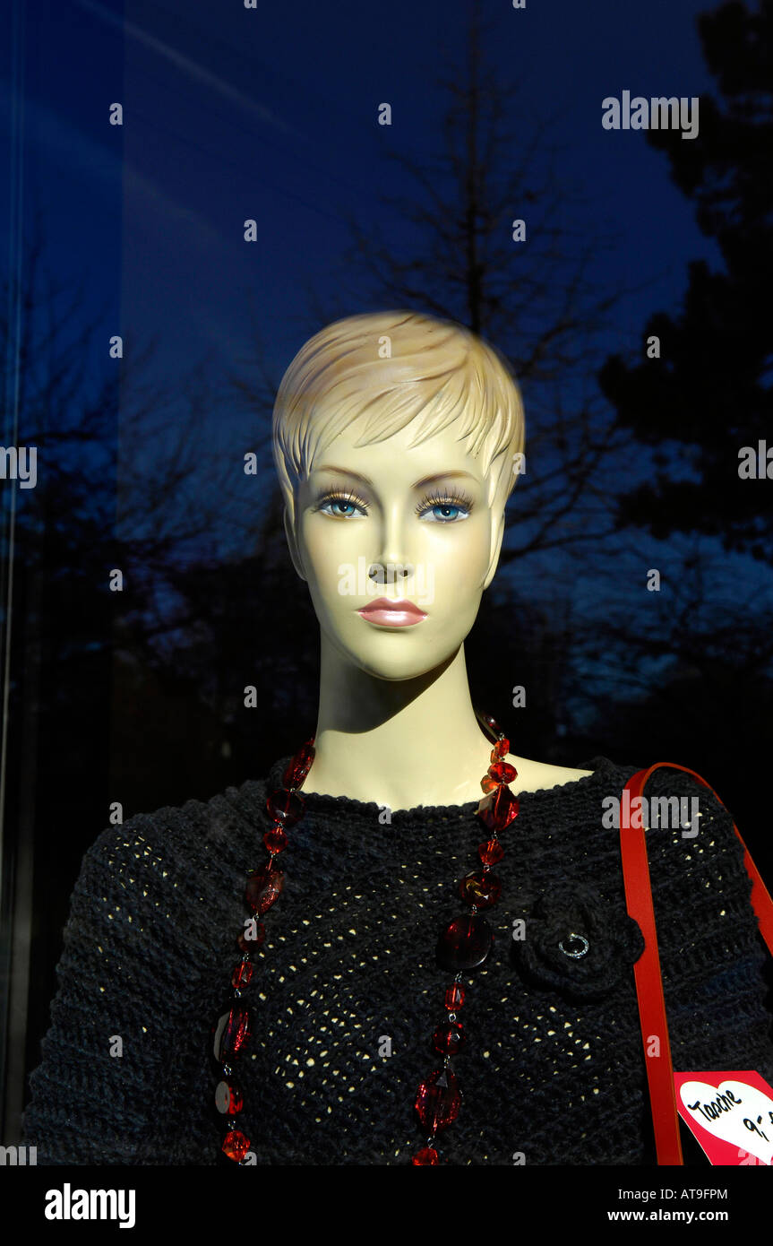 mannequin showroom dummy model female figure caucasian fashion outlet