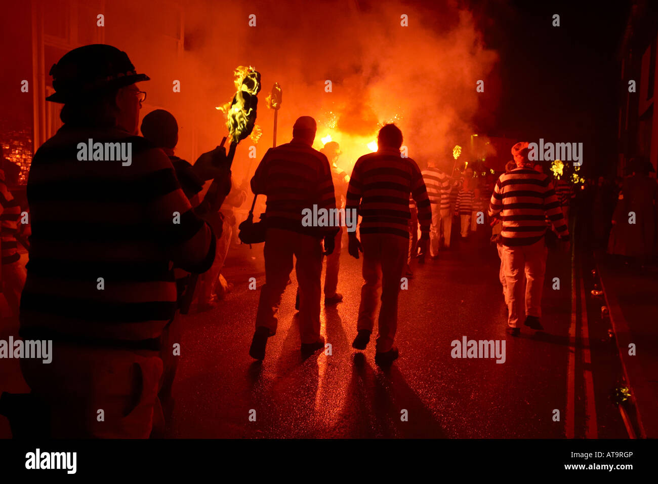 Guy Fawkes Night ( Bonfire Night ) , Lewes , Sussex , Uk Stock Photo ...