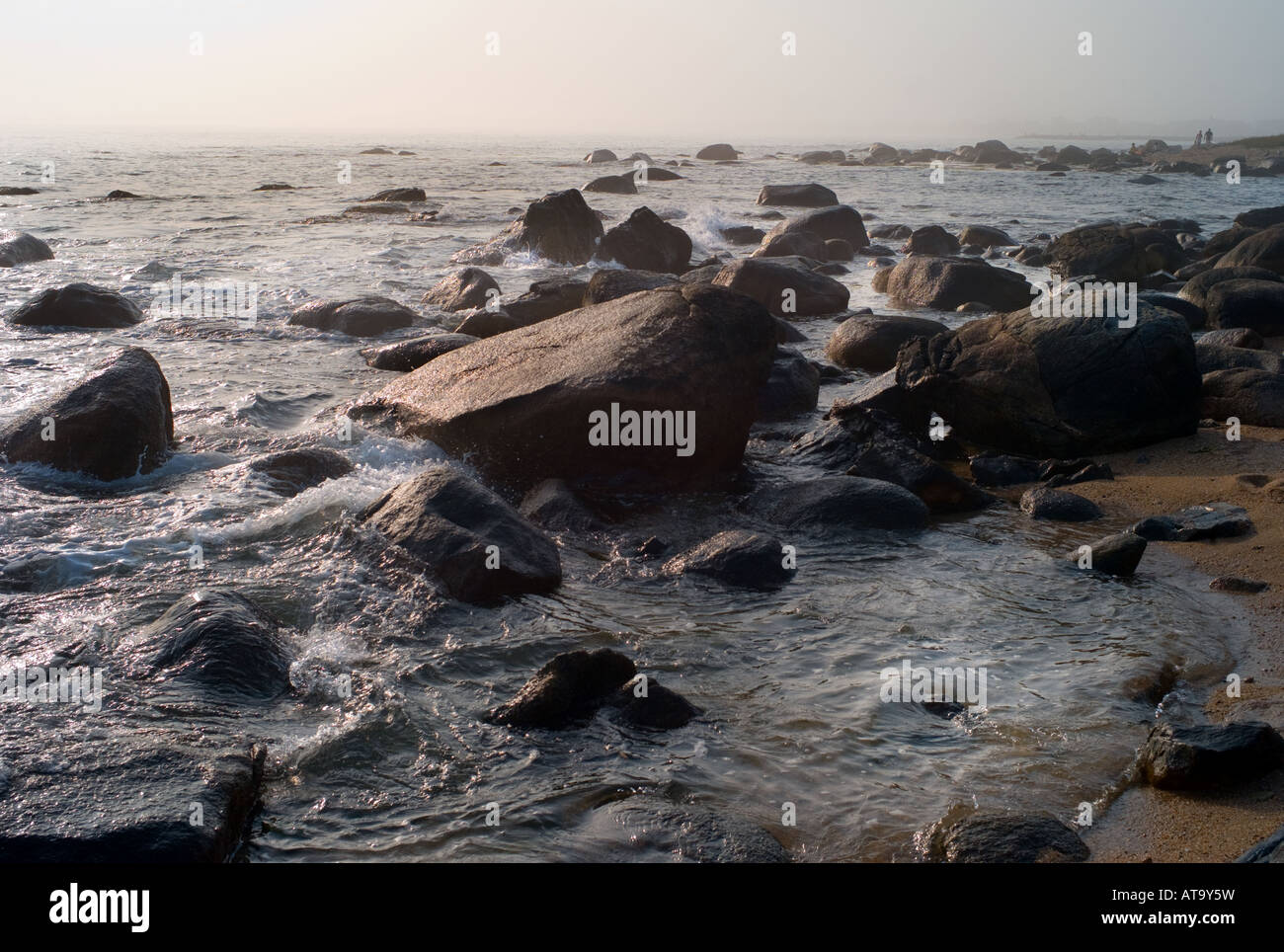 Rhode Island Rocks Sea shore with rocks hi-res stock photography and images - Alamy