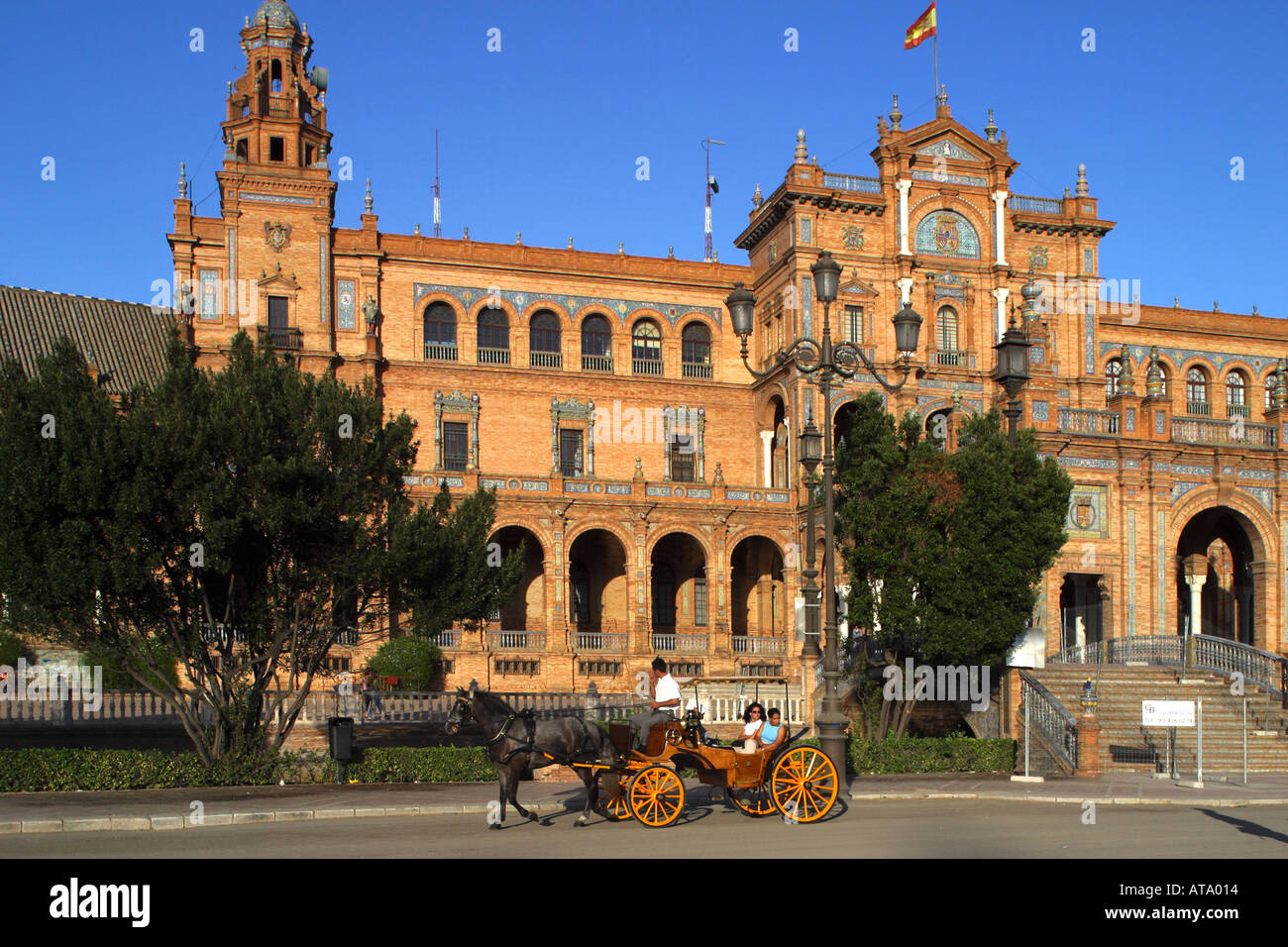 Plaza de Espana Seville Sevilla Andalusia Palcio Central carriage with tourists Stock Photo
