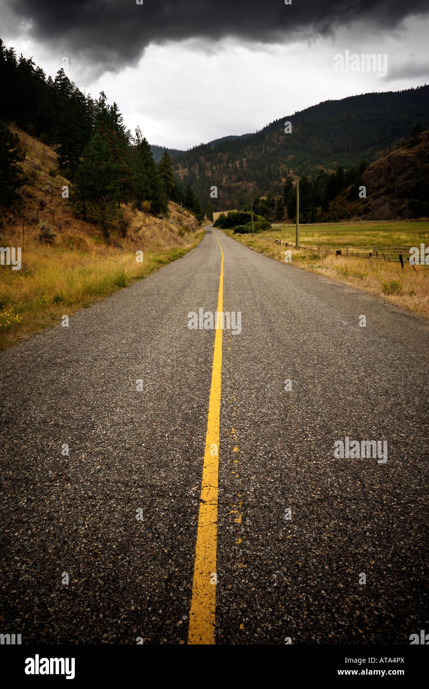 road in similkameen country Stock Photo