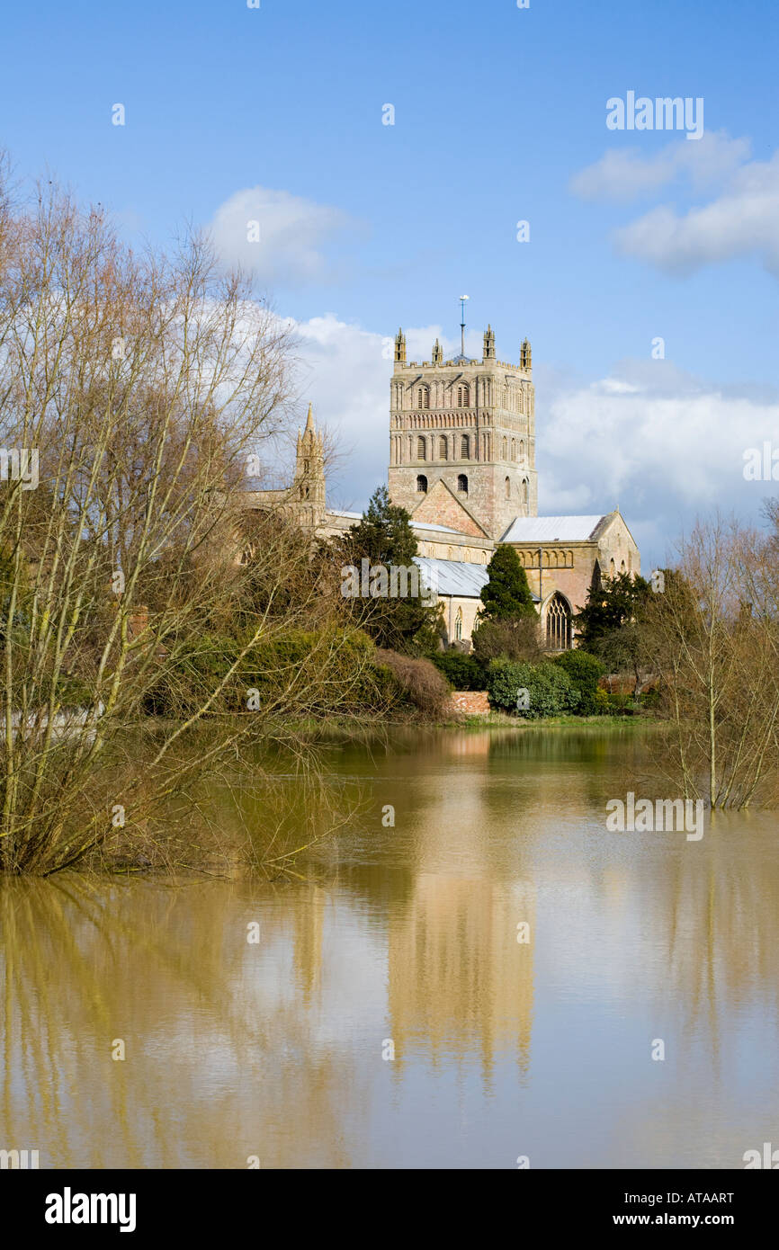 Floods surrounding Tewkesbury Abbey, Gloucestershire in March 2007 Stock Photo
