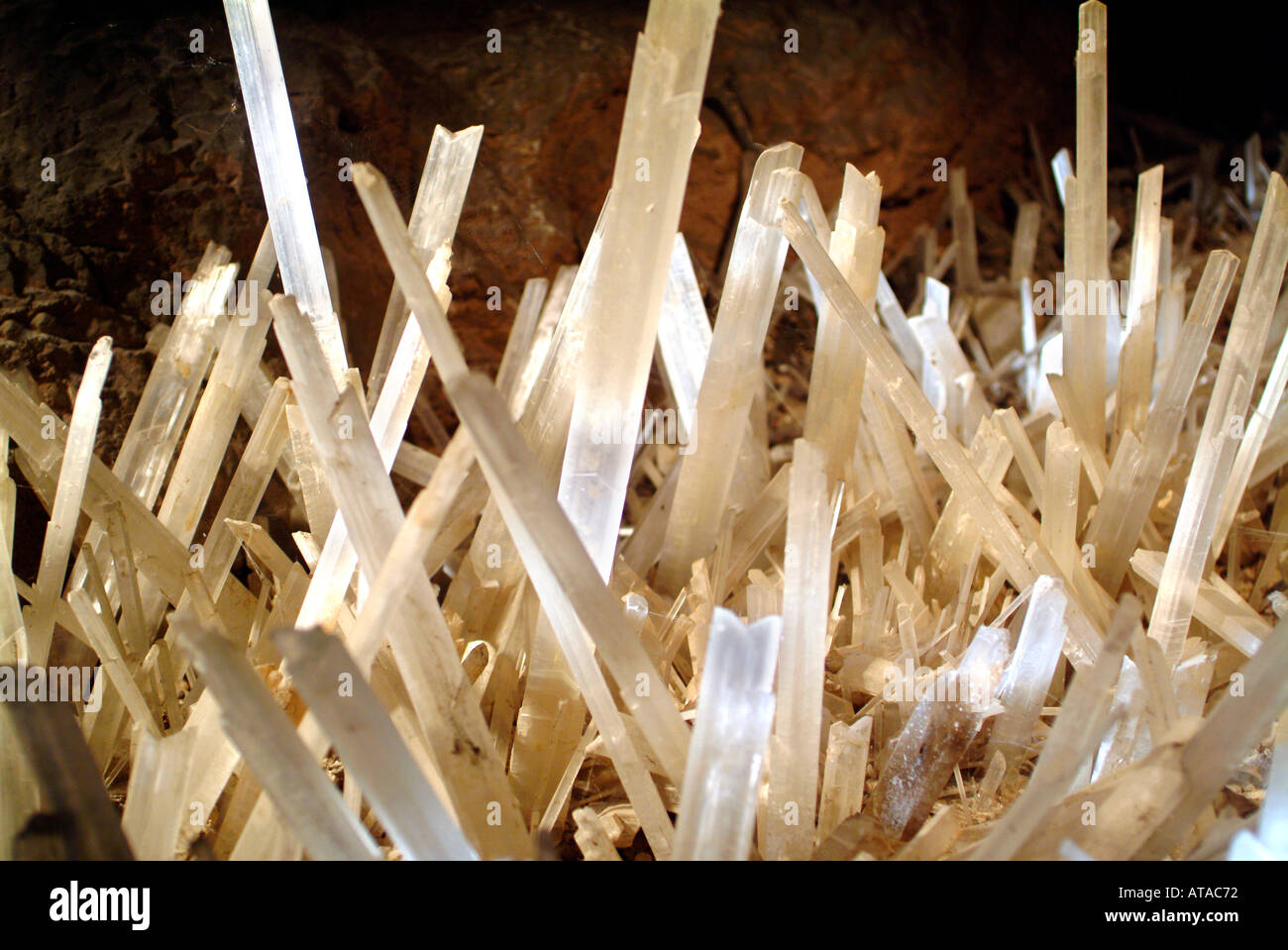 Calcium carbonate crystals hi-res stock photography and images - Alamy