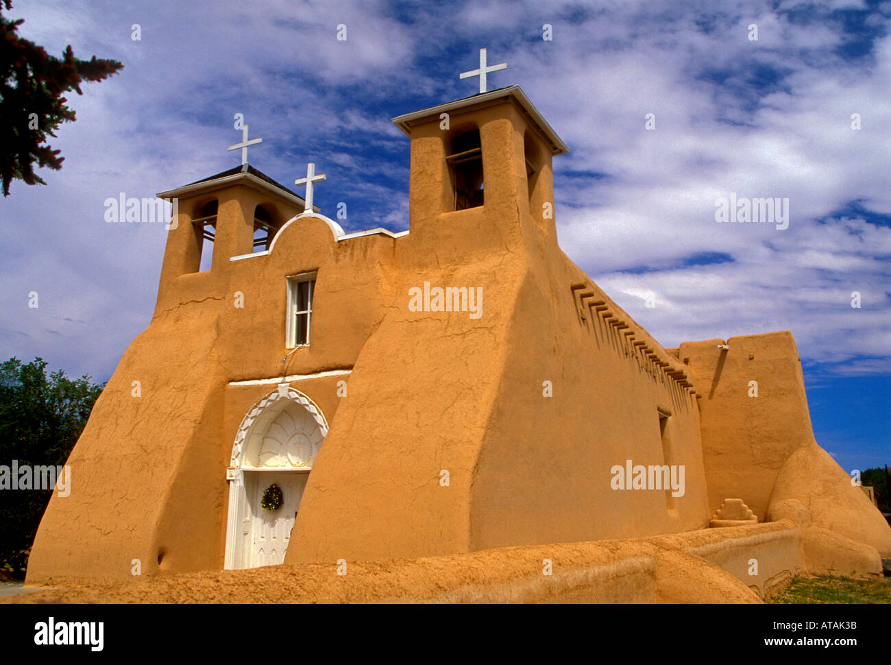 San Francisco de Asis Mission Church, plaza, Ranchos de Taos, Taos