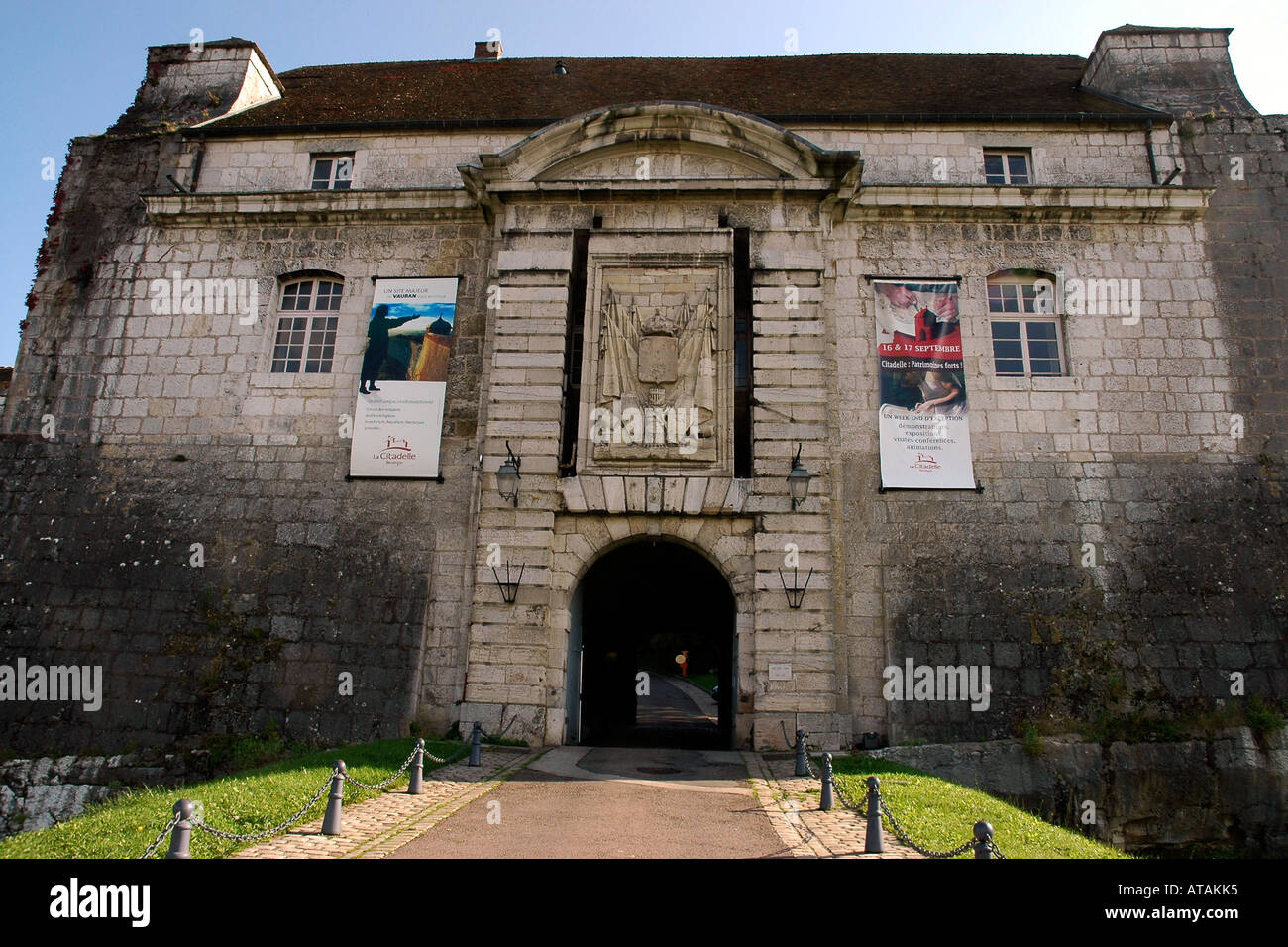 The massive gateway above Besançon in France's Jura, entrance to the Vauban-fortified citadel and to several museums Stock Photo