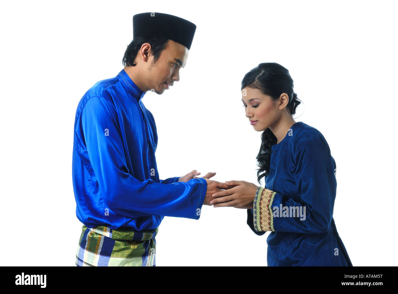 hands on in malay