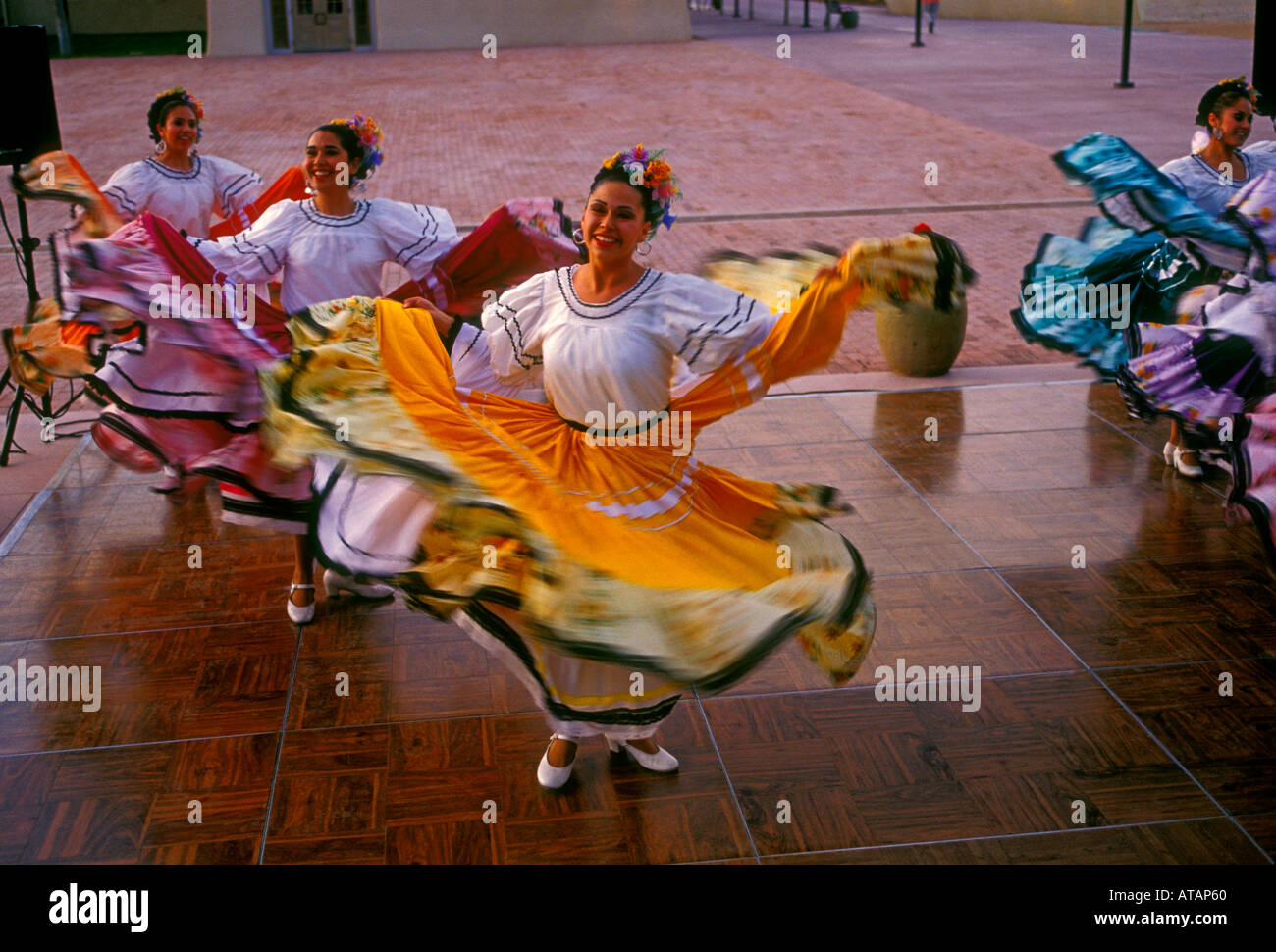 Albuquerque dancer hires stock photography and images Alamy
