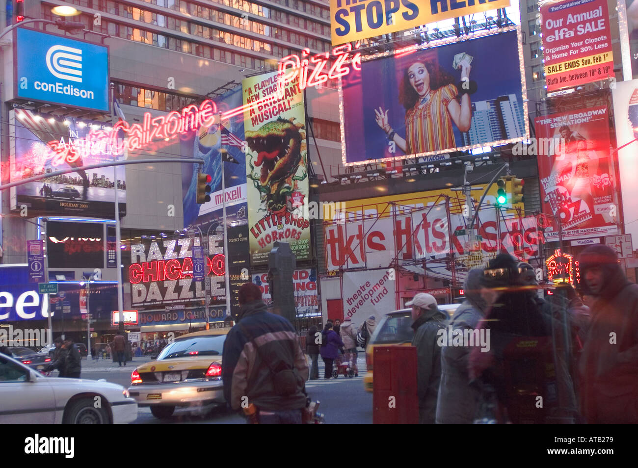 Razzle hires stock photography and images Alamy