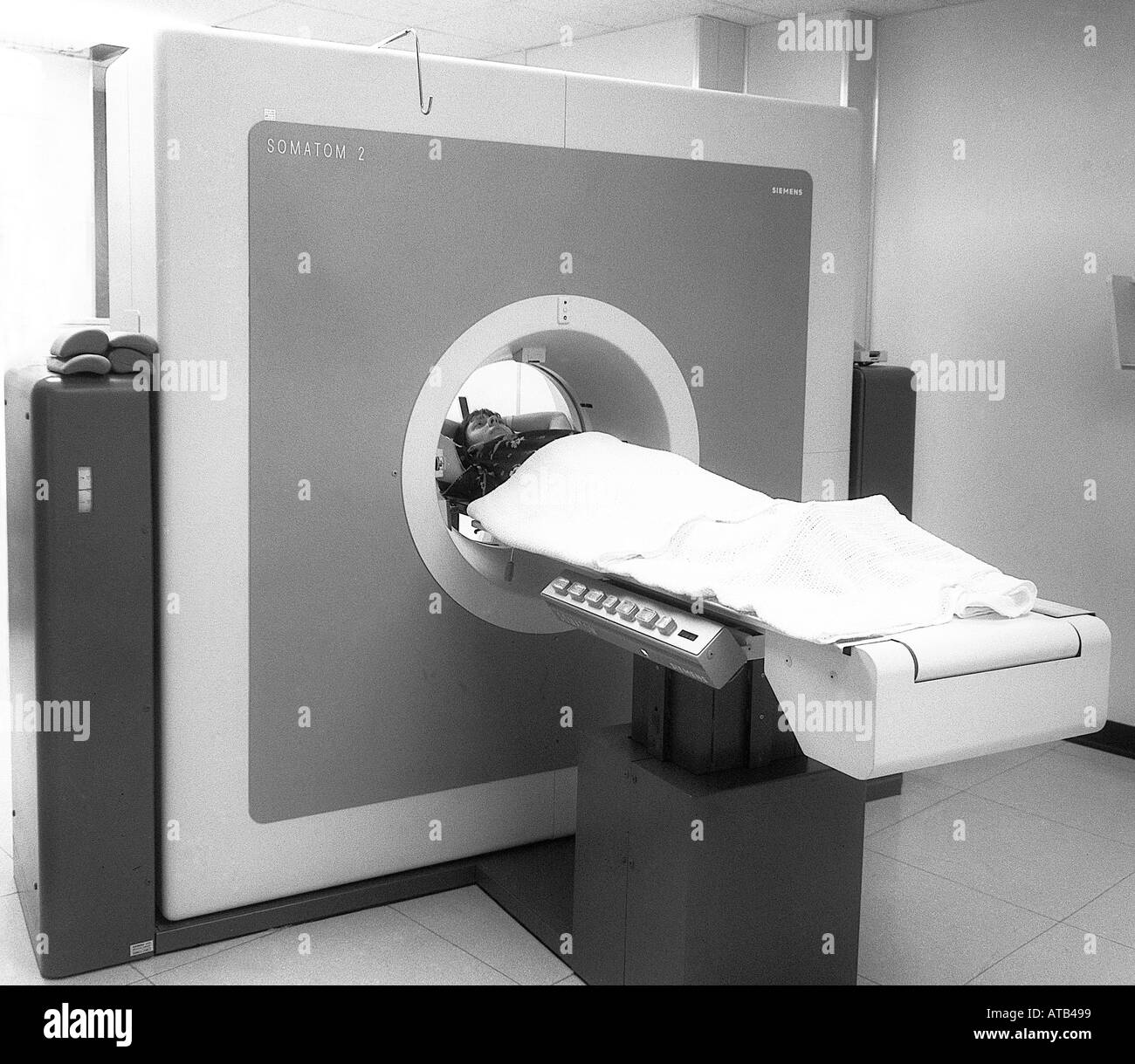 Computed tomography scanner Black and White Stock Photos & Images Alamy