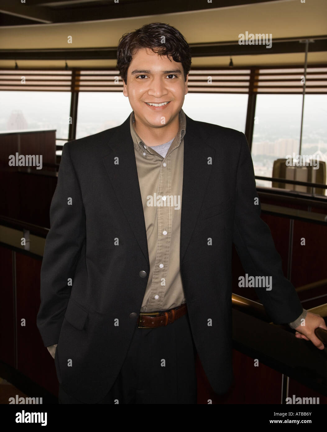 Smiling at viewer hi-res stock photography and images - Alamy