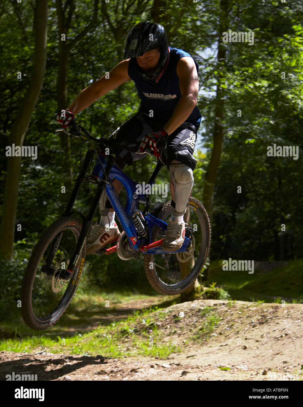 mountain bike rider Stock Photo Alamy