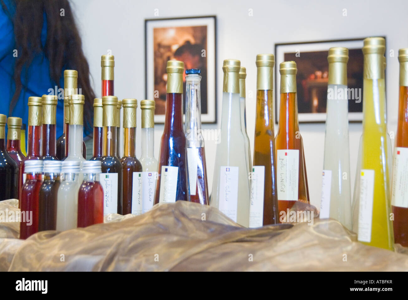 Stall selling bottles of fruit juice liquor Stock Photo Alamy