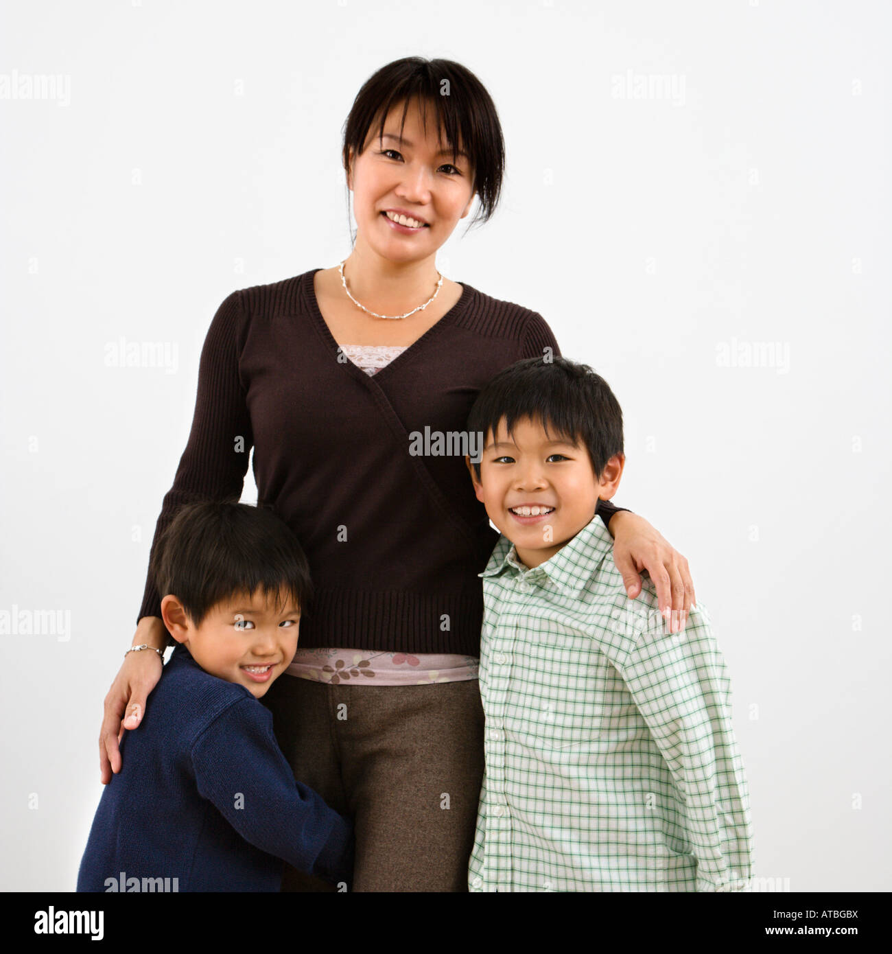 Japanese mother son hugging hires stock photography and images Alamy