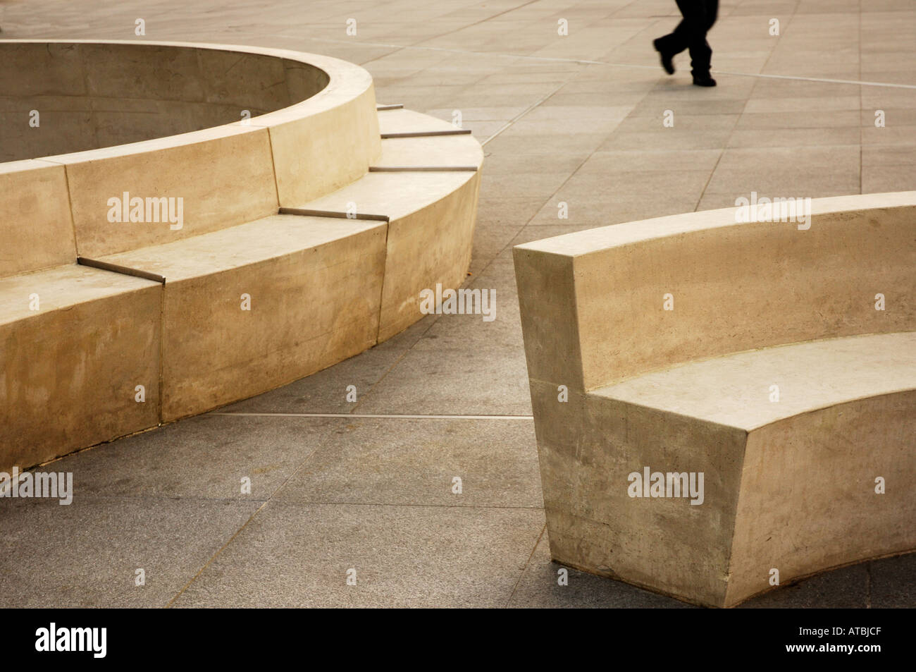 Communal benches hi-res stock photography and images - Alamy