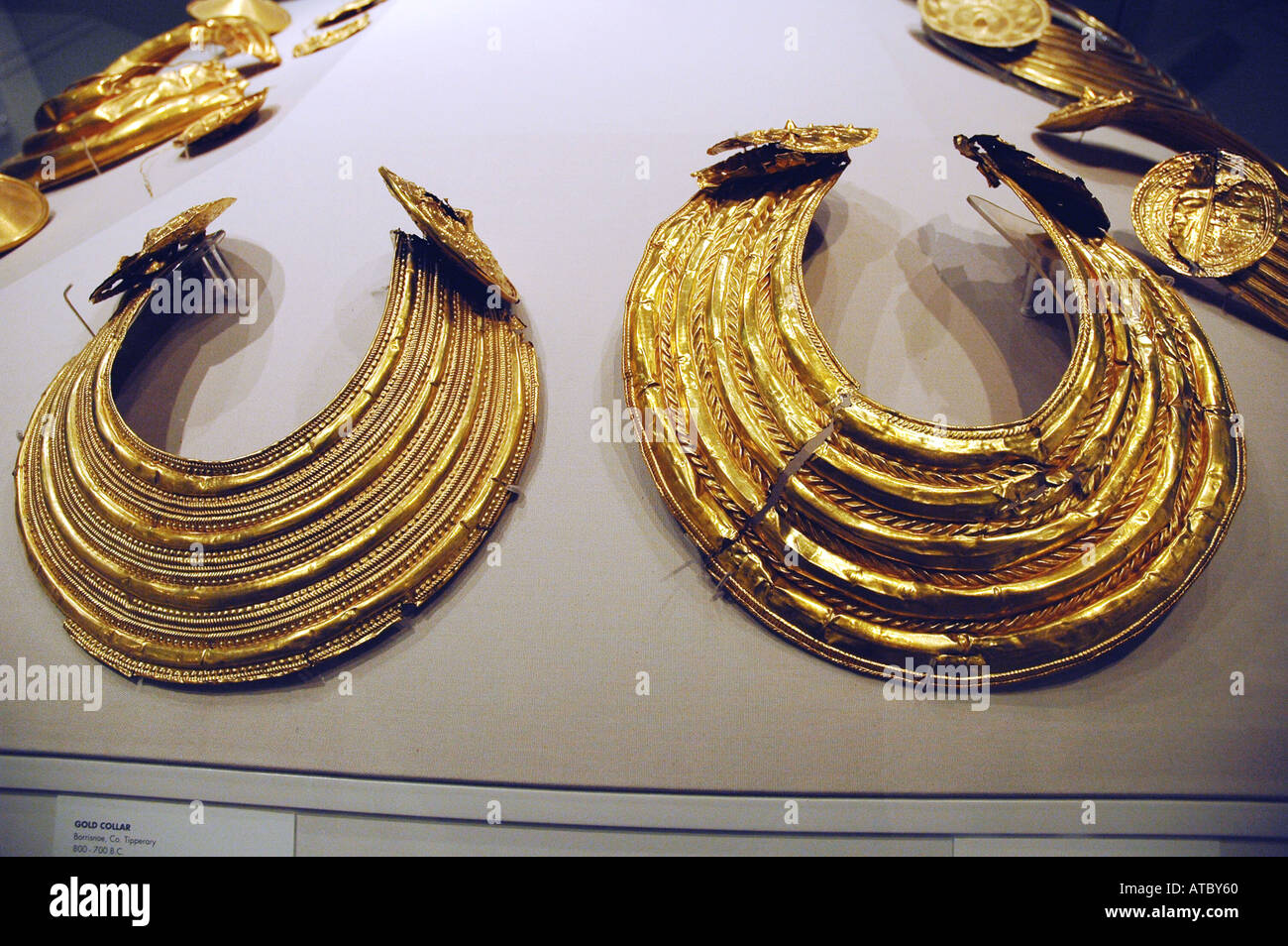 Bronze age artifacts hi-res stock photography and images - Alamy