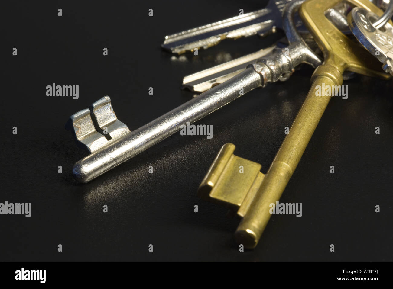Assorted keys on keyring, closeup Stock Photo Alamy