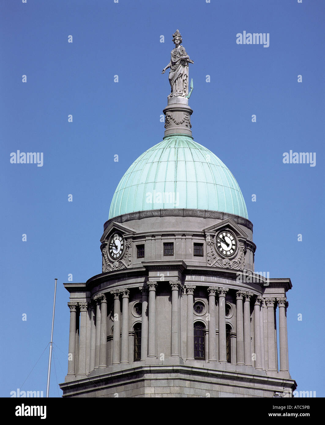 The copper dome of Dublin s Custom House depicting Hope and her anchor