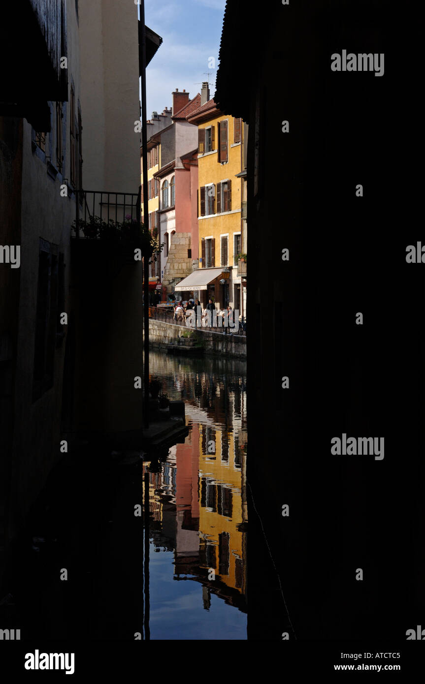 Quai de l'ile with the Palais de l'ile on the right, Annecy, France