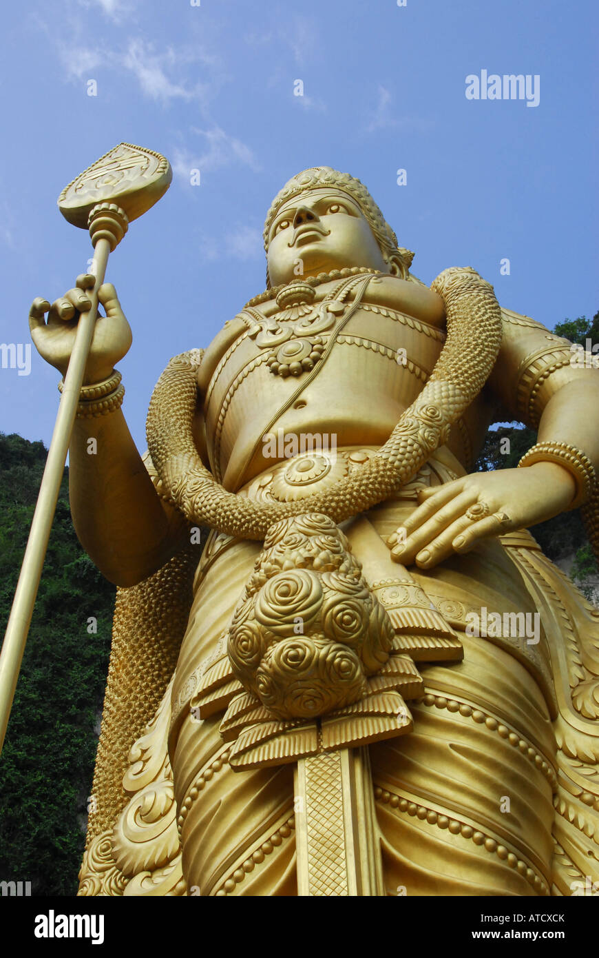 Huge 42.7 metre golden statue of Hindu deity (God) Lord Murugan ...