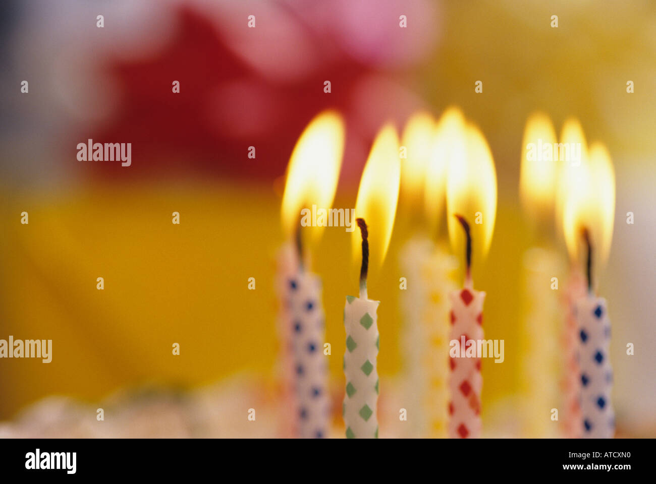 Birthday cake with candles lit hi-res stock photography and images - Alamy