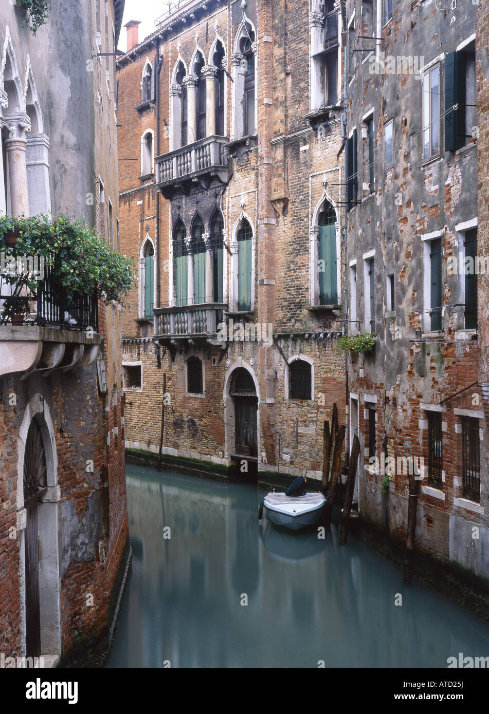 Venetian canal scene Near Santa Maria dei Miracoli Castello sestier Venice Veneto Italy Stock Photo