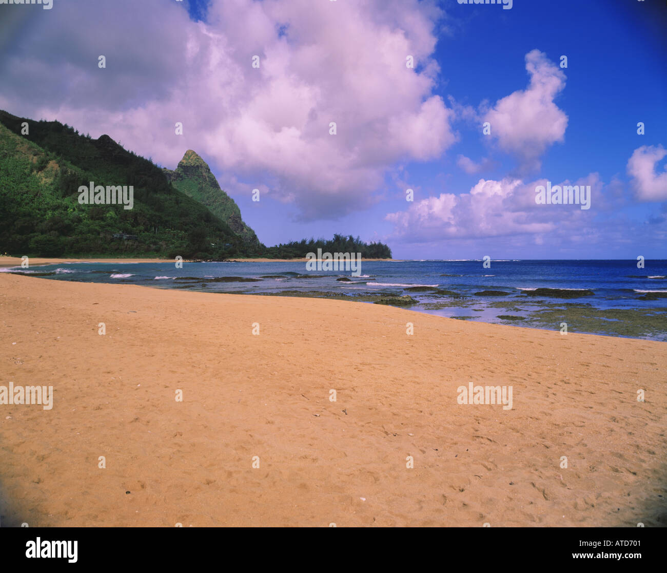 Tunnels Beach Kauai Hawaii Stock Photo Alamy