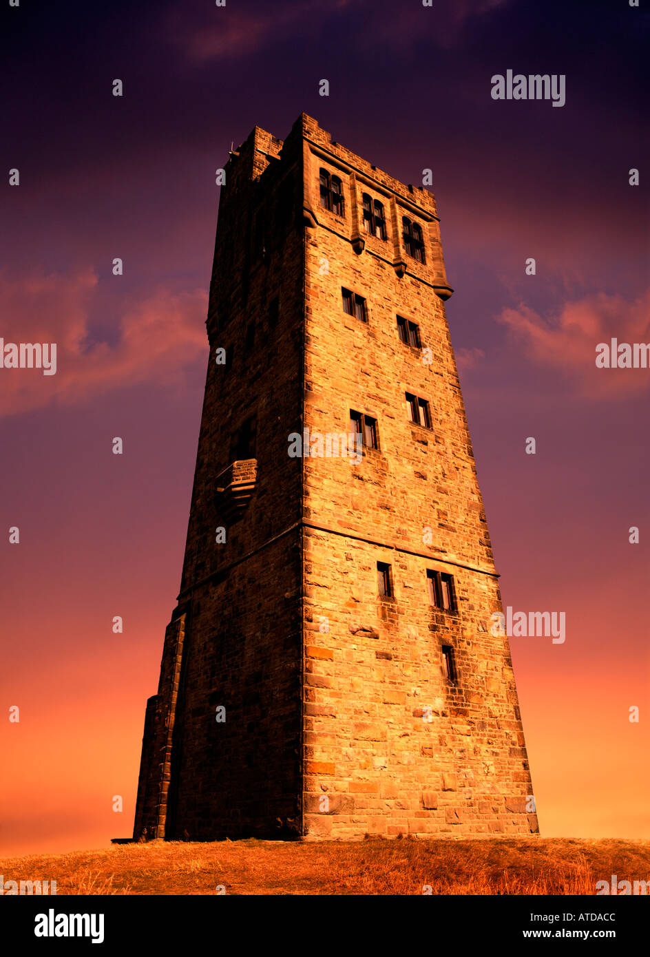 CASTLE HILL JUBILEE TOWER HUDDERSFIELD YORKSHIRE ENGLAND Stock Photo