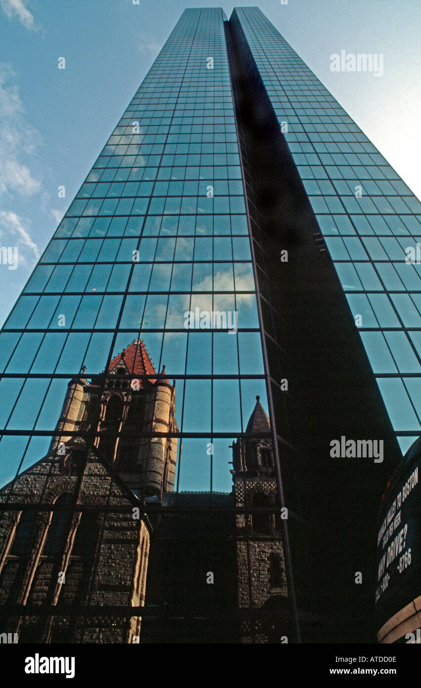 Boston, MA, USA, Copley Square, Modern Office Building, Reflective Glass Façade, Modern Architecture, corporate investment, metaphors business Stock Photo