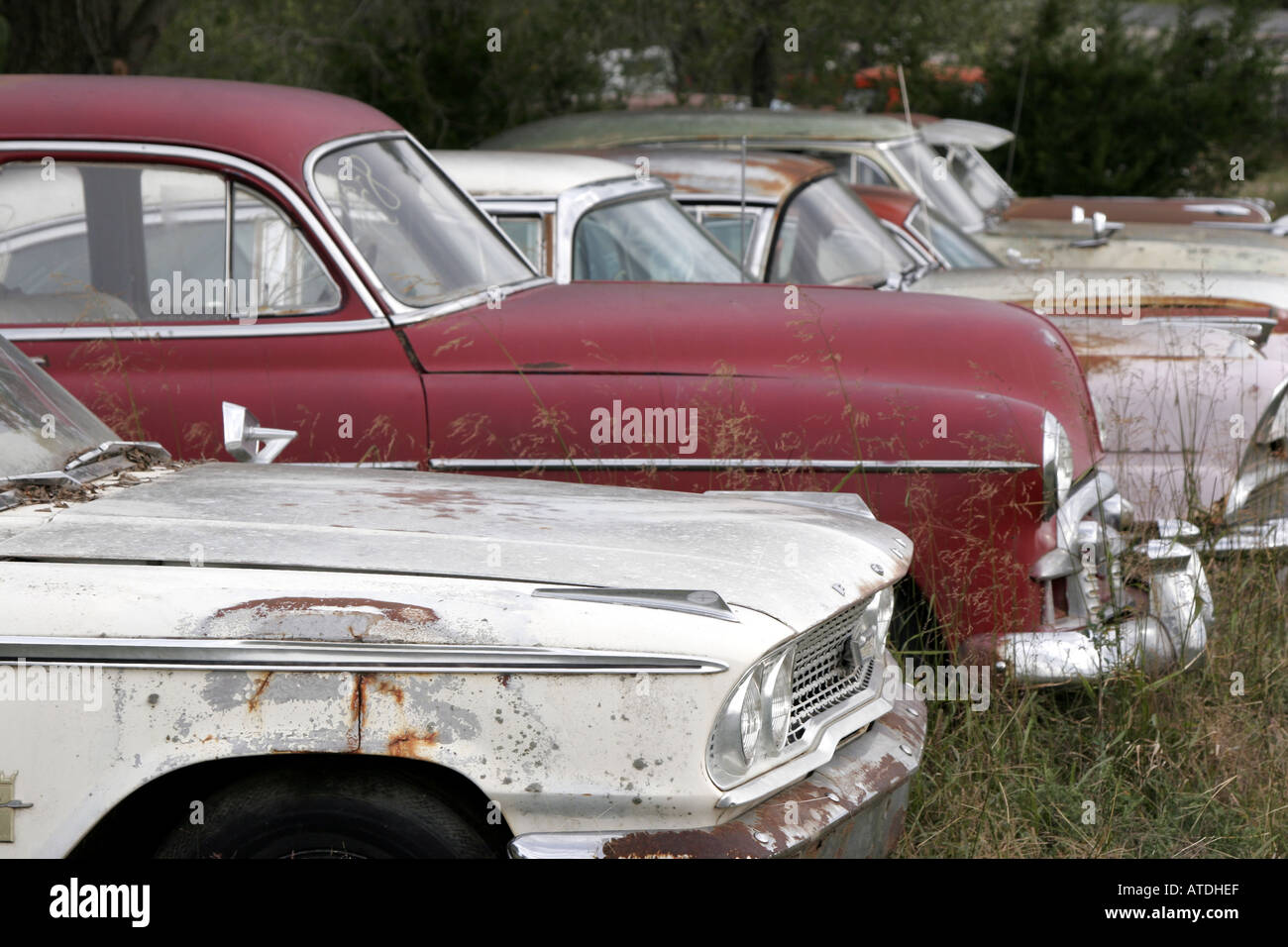 Junk yard autos hi-res stock photography and images - Alamy