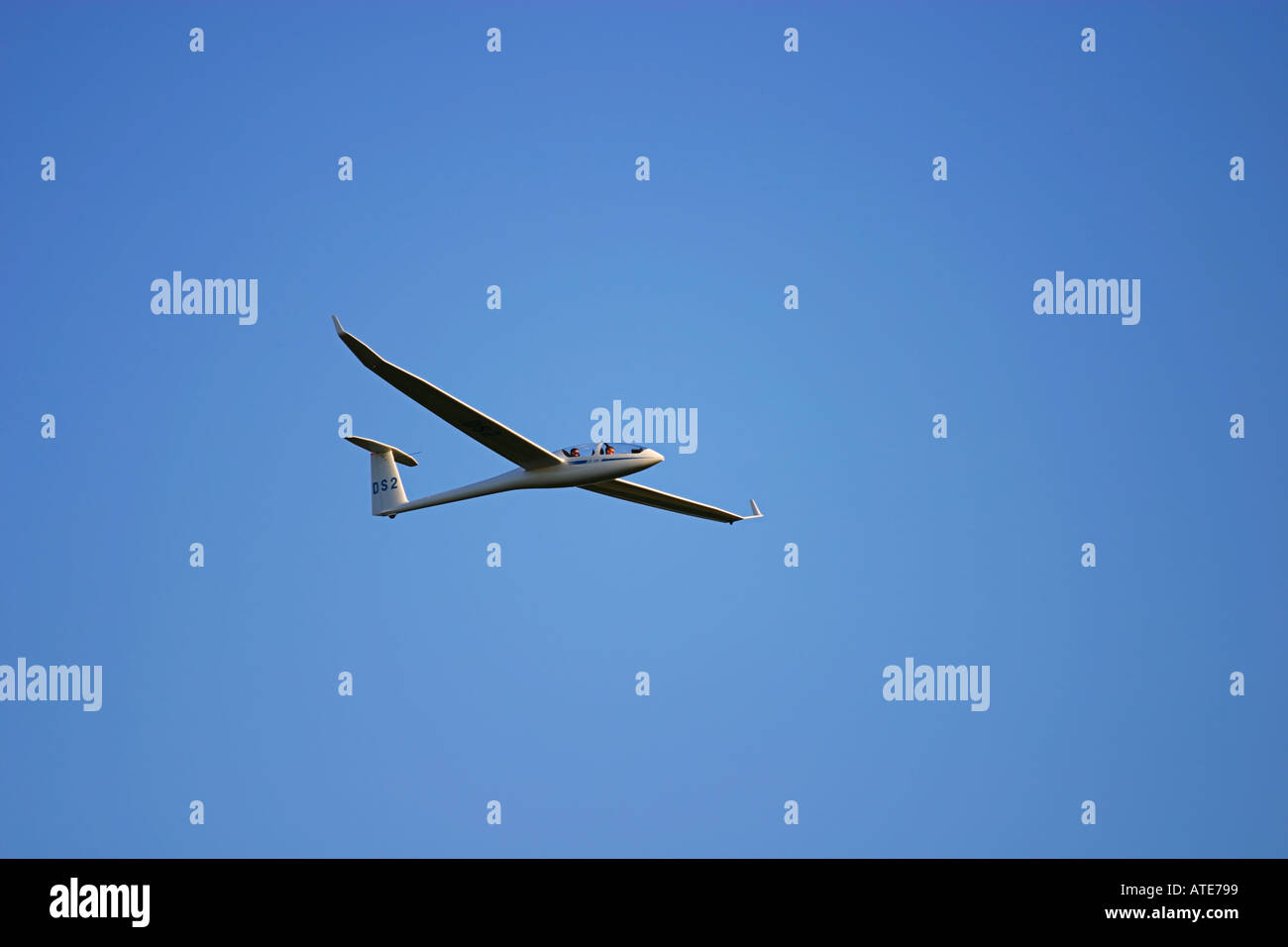 Glider flying over Sutton Bank in North Yorkshire Stock Photo Alamy