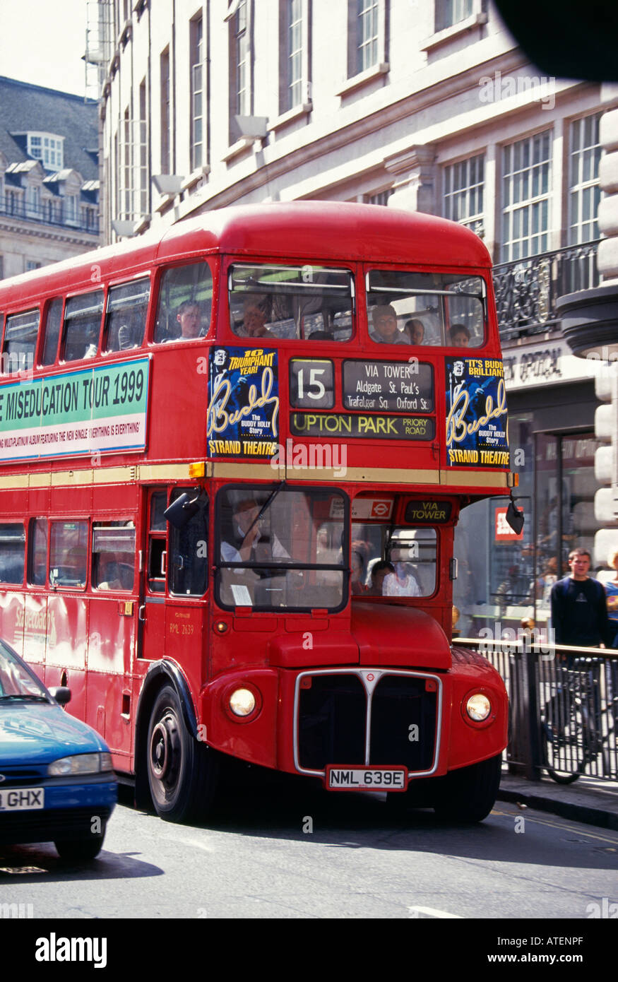 No15 Bus High Resolution Stock Photography and Images - Alamy