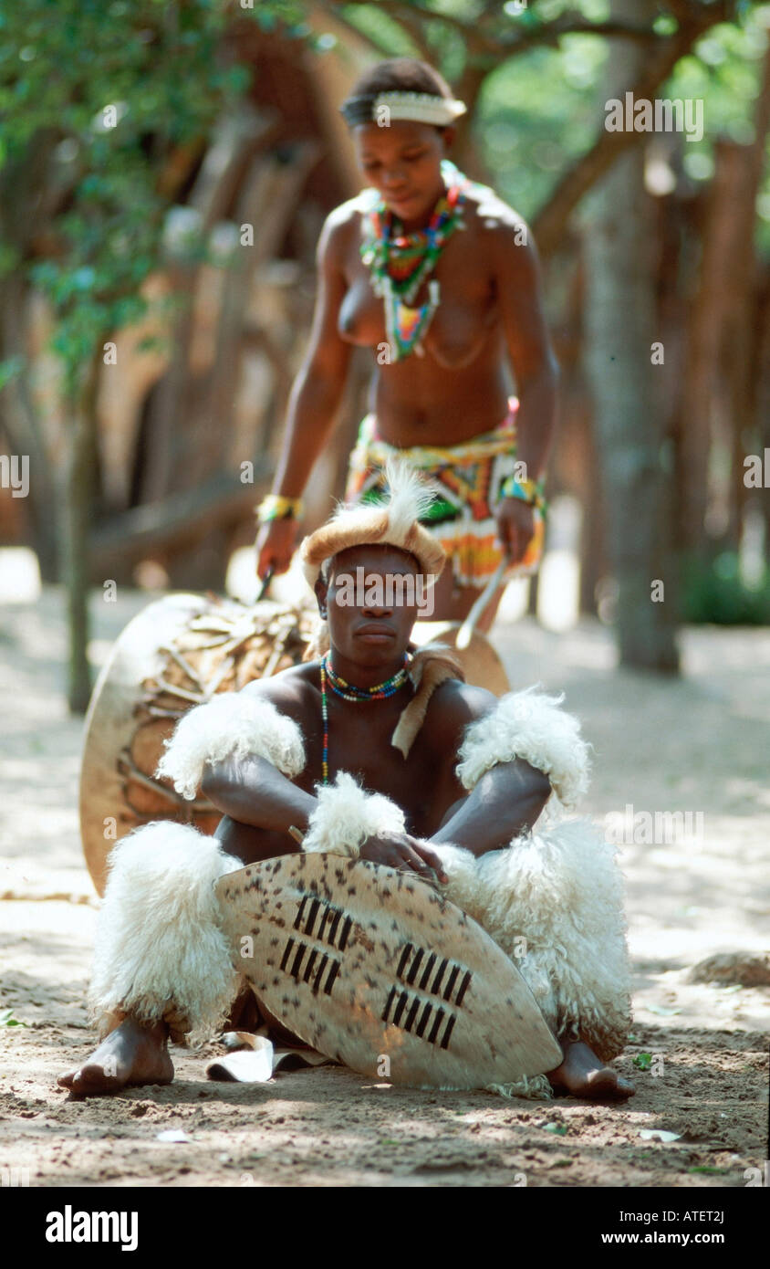 Zulu warrior and woman hi-res stock photography and images - Alamy