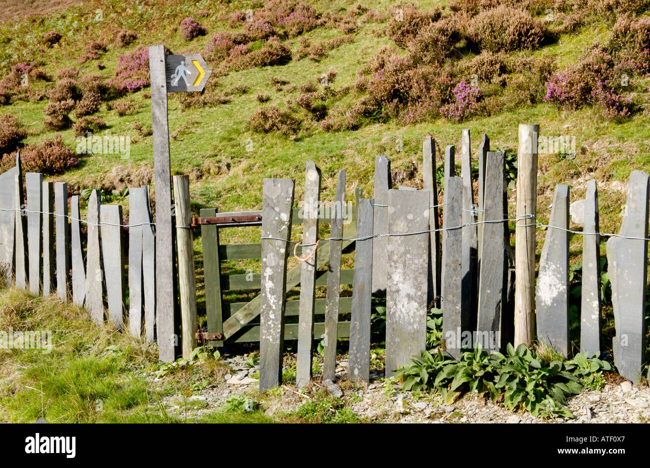 Slate Fence High Resolution Stock Photography and Images Alamy