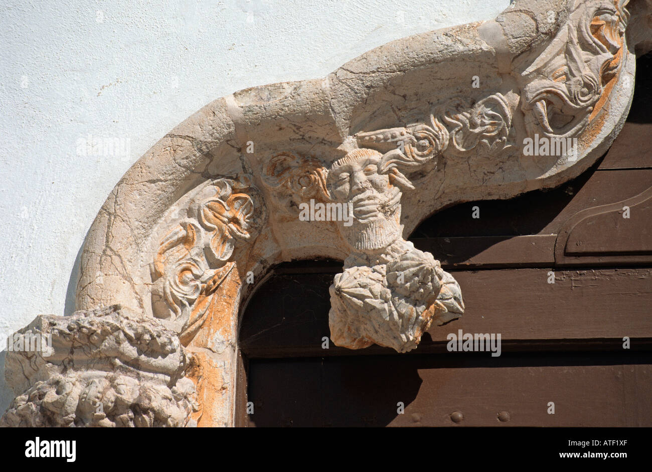Detail of carved stonework around door of Parish Church Stock Photo Alamy