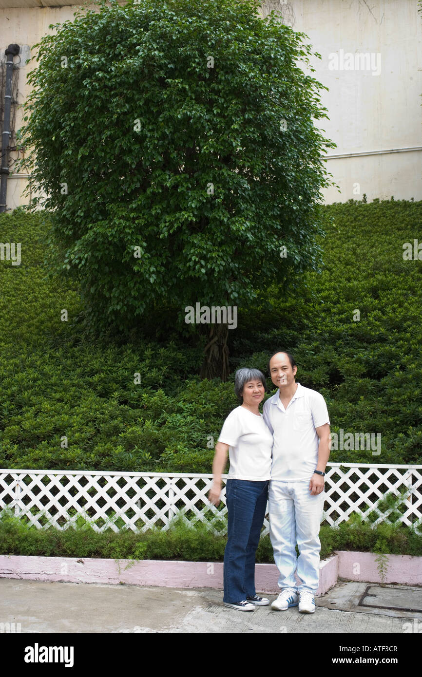 Mature women garden fence hi-res stock photography and images - Alamy