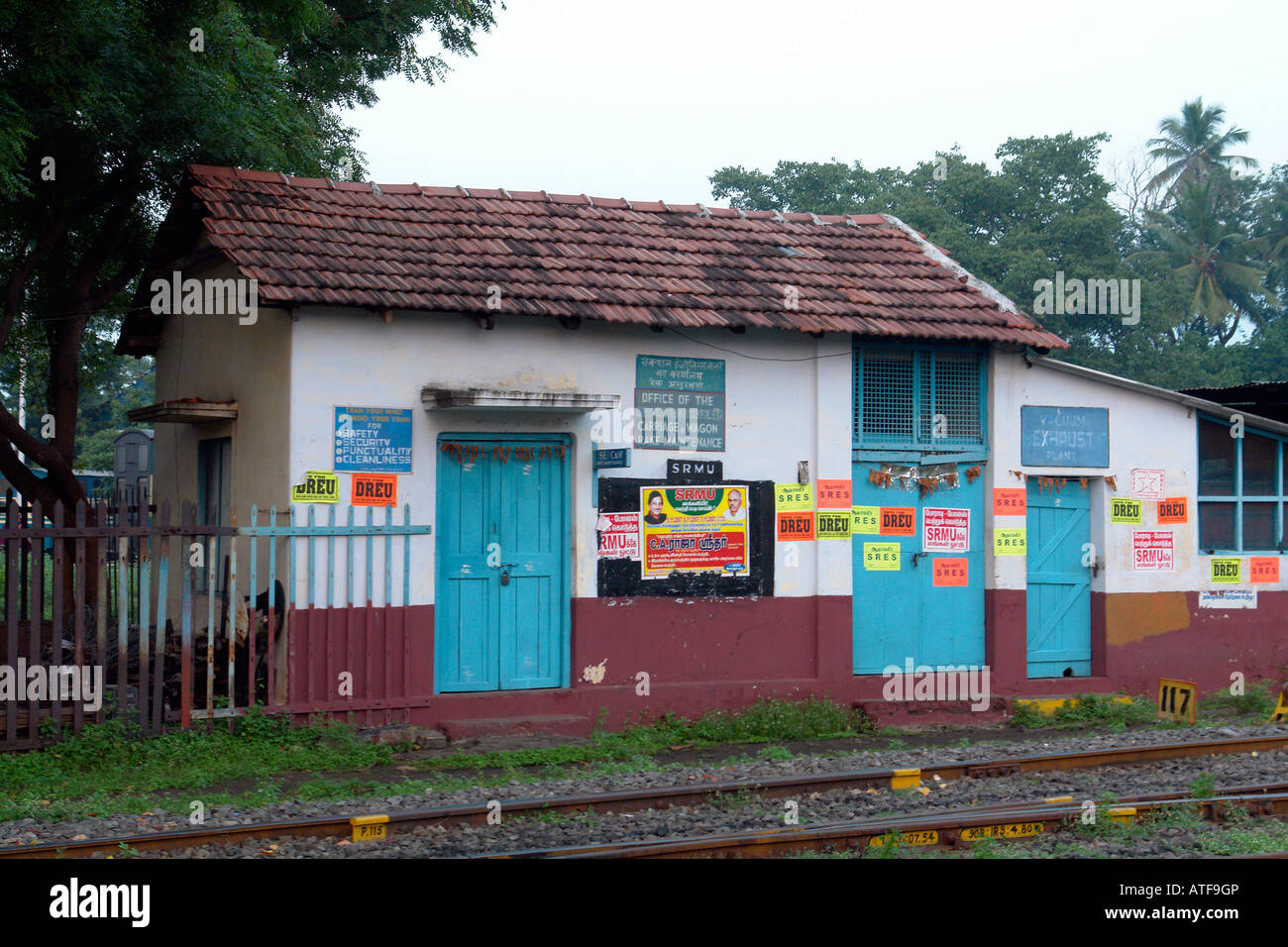 trackside building at mettupalayam station on the ooty narrow gauge railway india Stock Photo