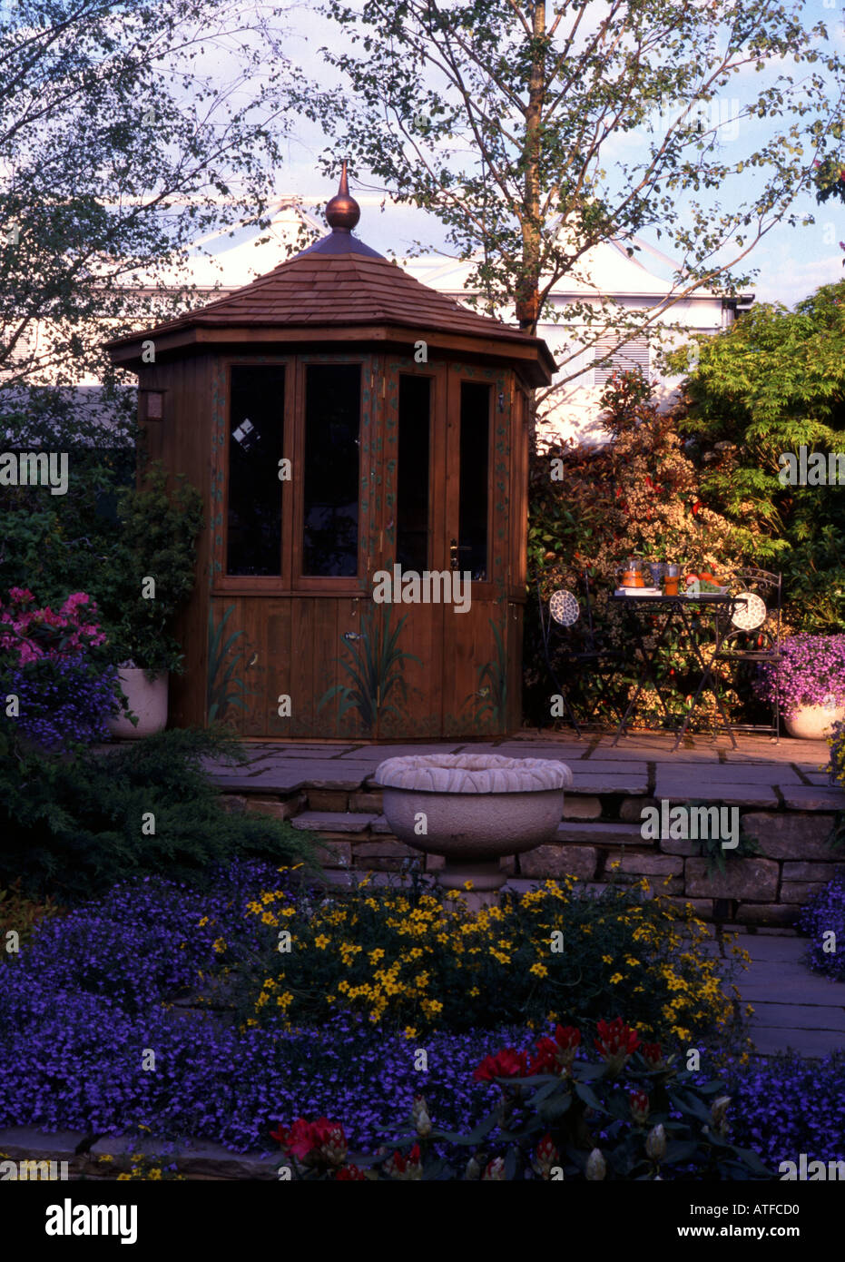 The Gardman Wild Bird Garden designed David Domoney Chelsea Flower Show 2004 Stock Photo