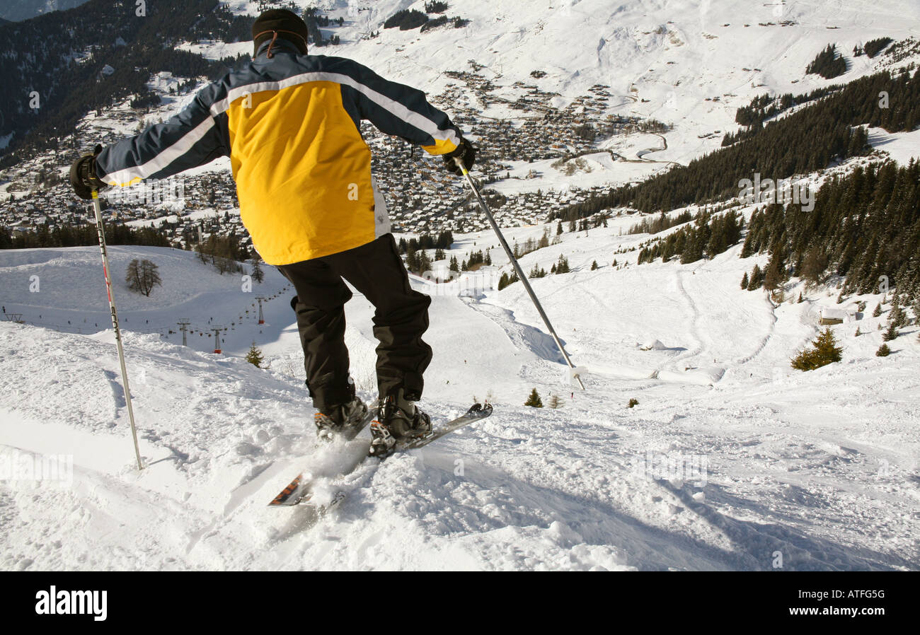 Skier on the ski run from Les Ruinettes into Verbier Stock Photo