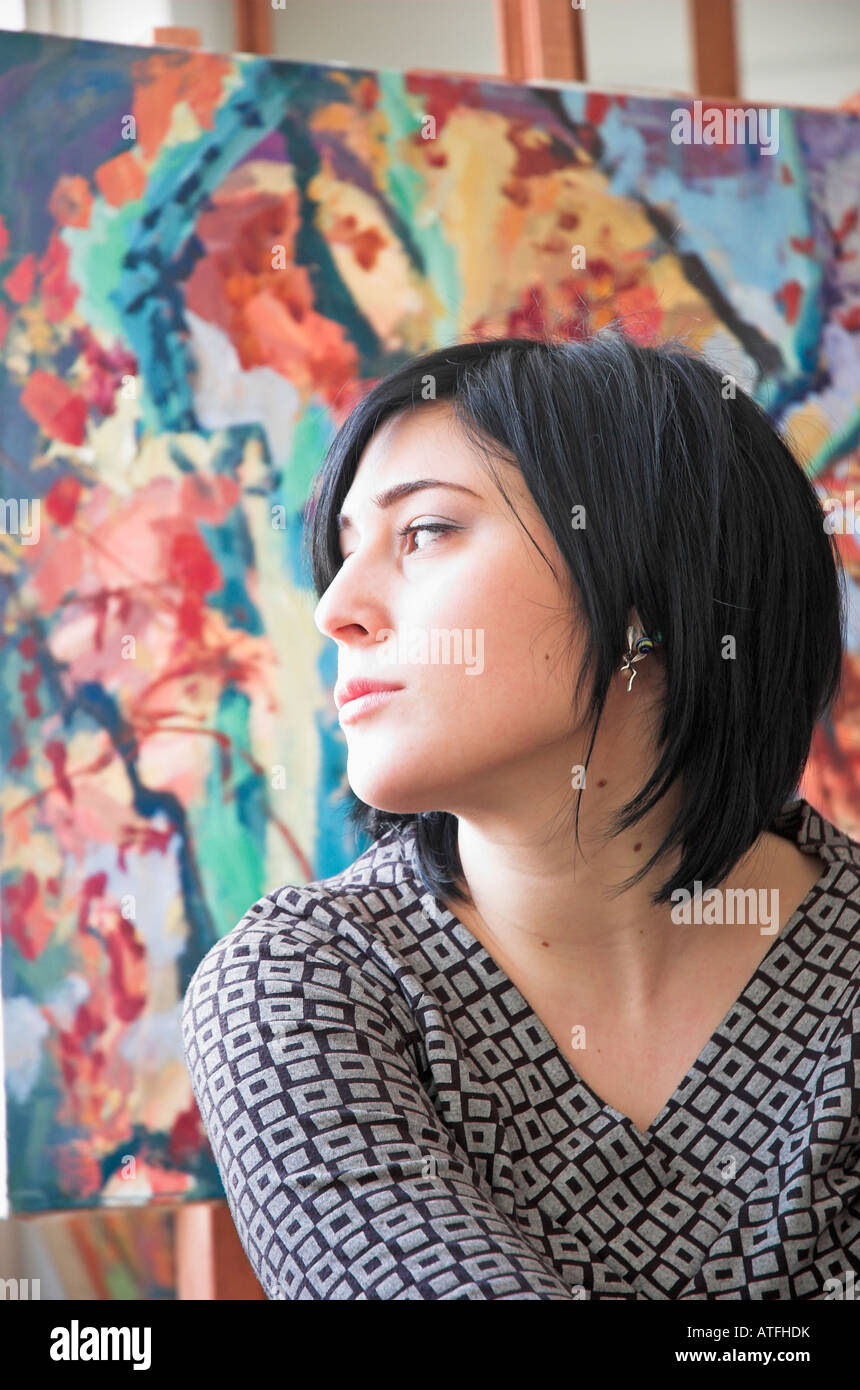 Portrait of a young woman Stock Photo - Alamy